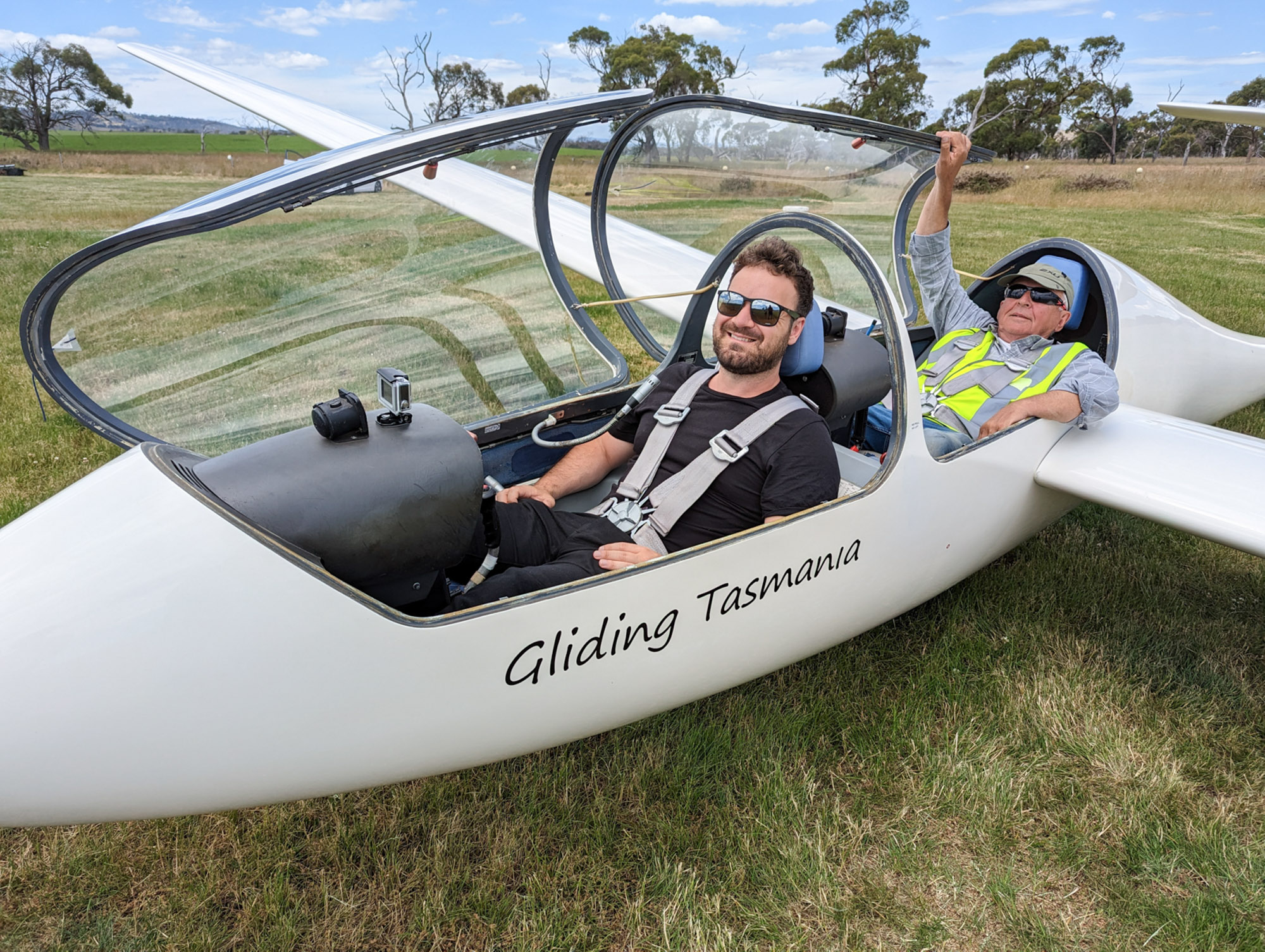 Gliding Tasmania — photograph 24